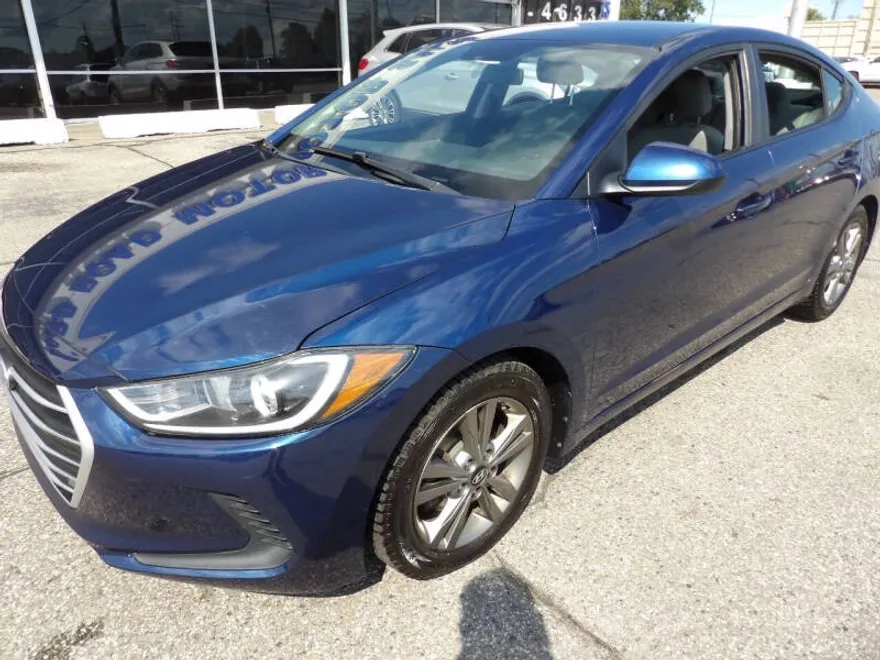 2017 Hyundai Elantra SE Tech Limited photo 1