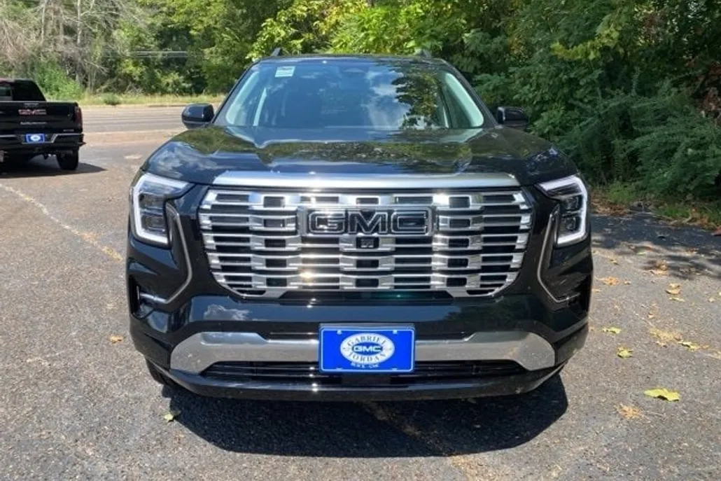 2026 Gmc Terrain Denali photo 1
