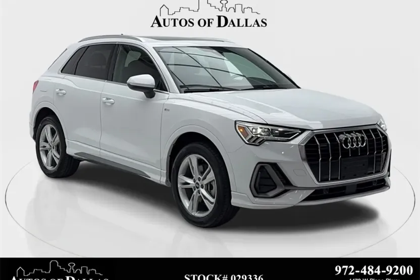 2022 Audi Q3 S line Premium Plus photo 1