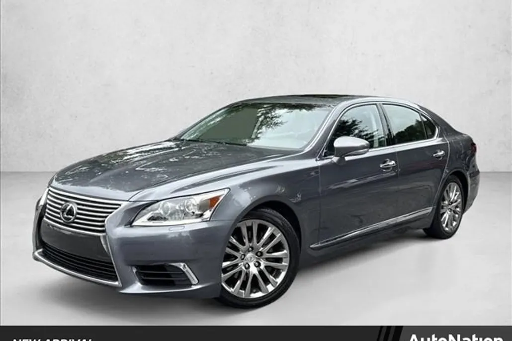 2015 Lexus LS 460 photo 1
