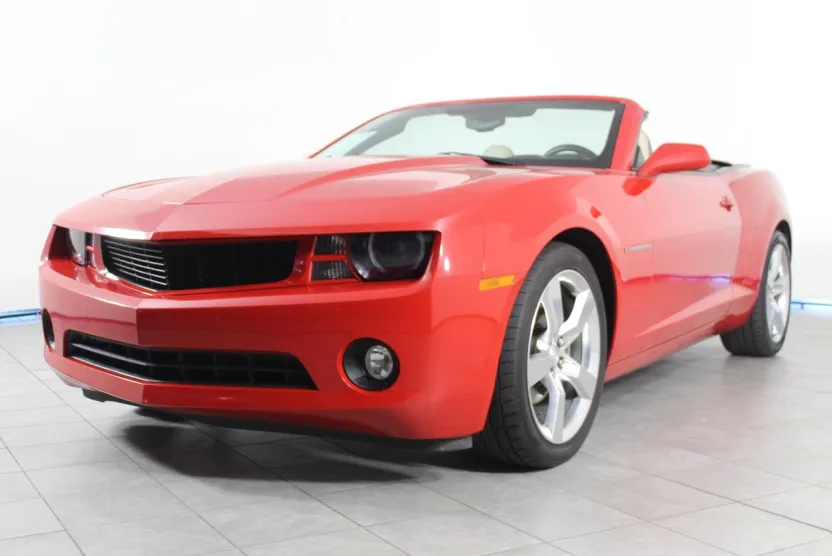 2011 Chevrolet Camaro 2LT photo 1