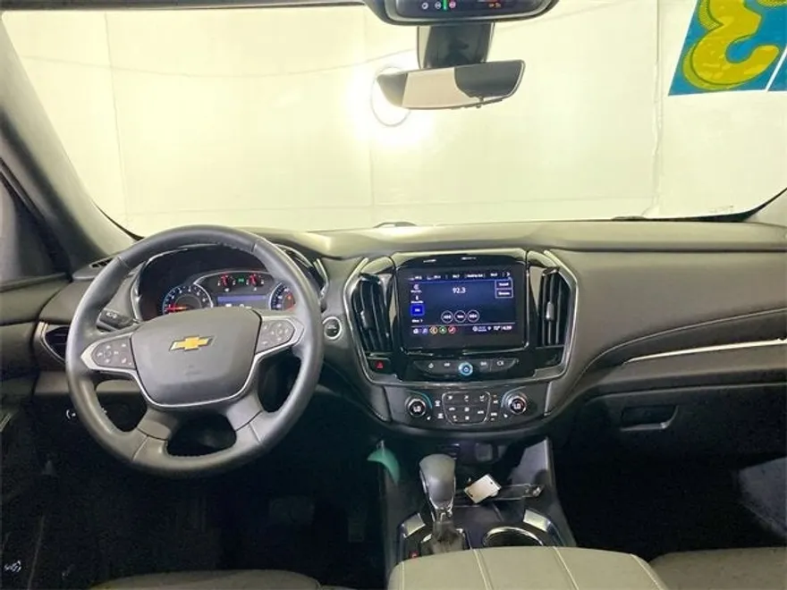 2023 Chevrolet Traverse Leather photo 1