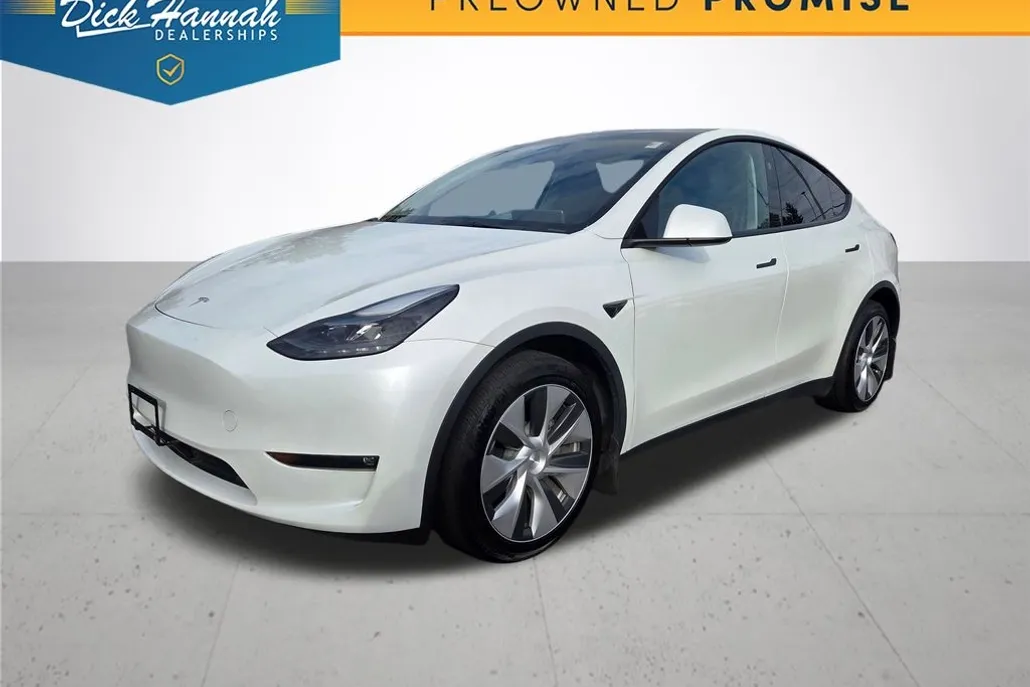 2023 Tesla Model Y Long Range photo 1
