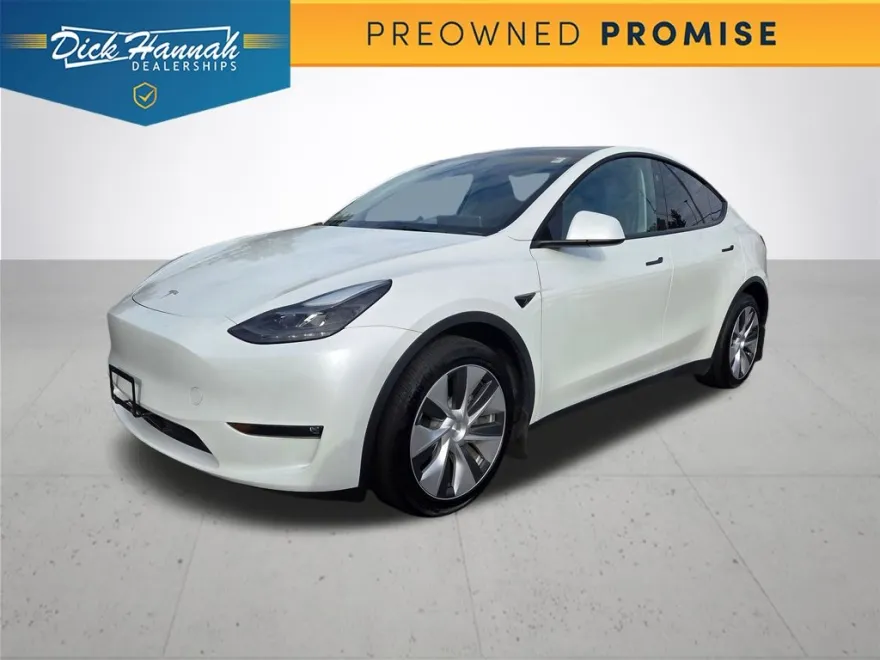 2023 Tesla Model Y Long Range photo 1