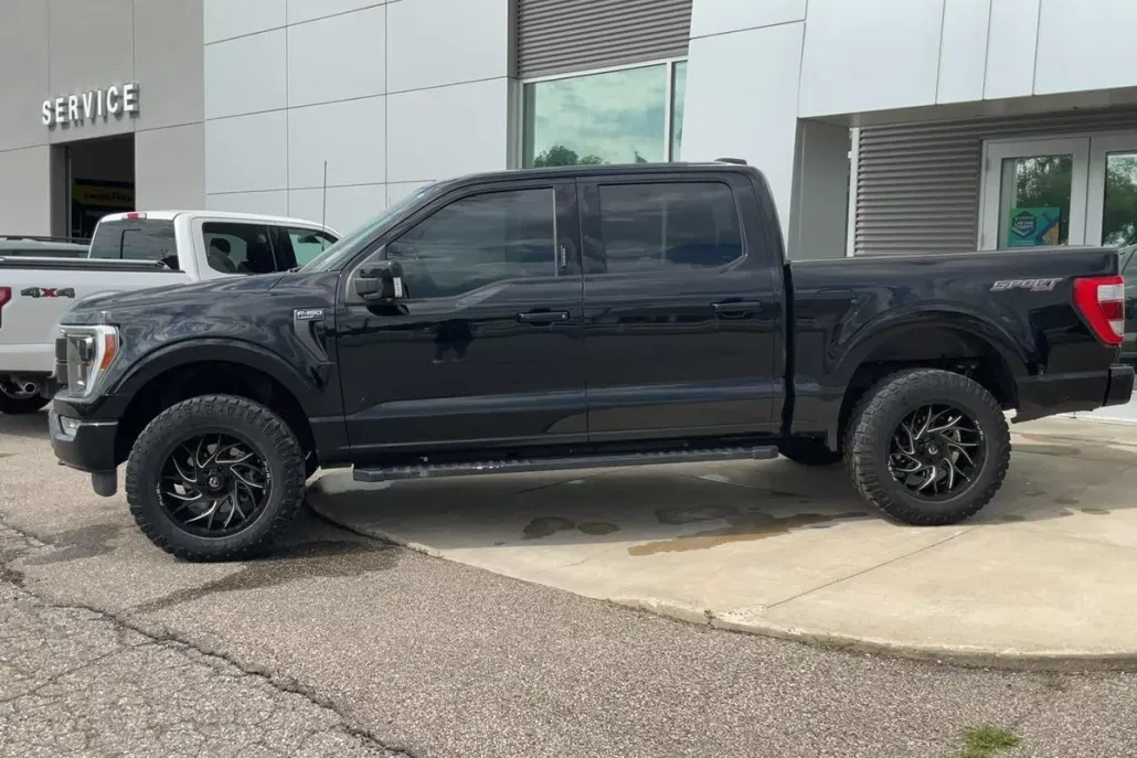 2021 Ford F-150 Lariat photo 1