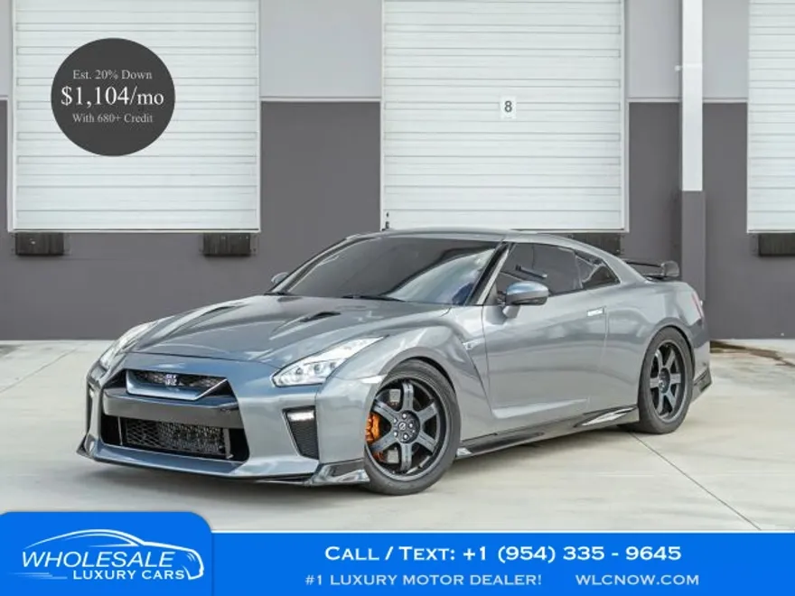 2014 Nissan GT-R Black Edition photo 1