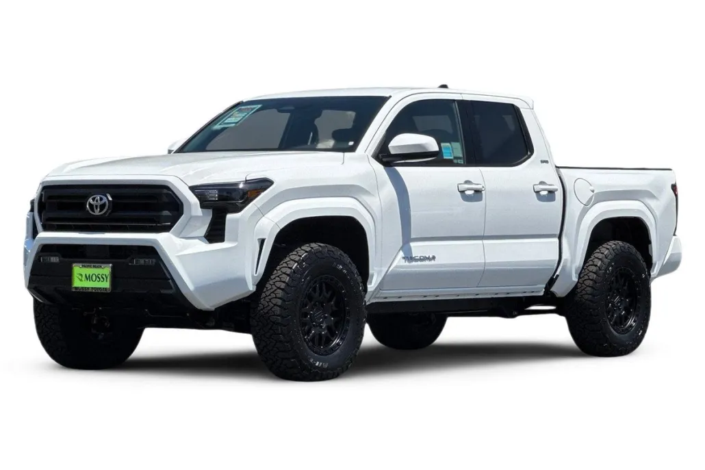 2025 Toyota Tacoma SR5 Double Cab photo 1