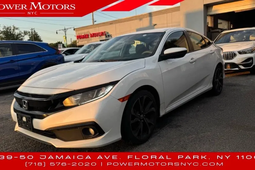 2021 Honda Civic Sport photo 1