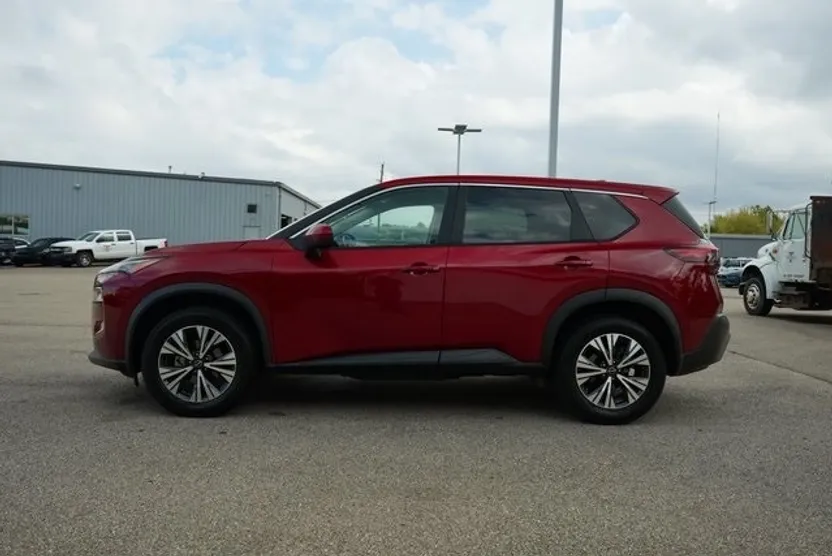 2023 Nissan Rogue SV photo 1