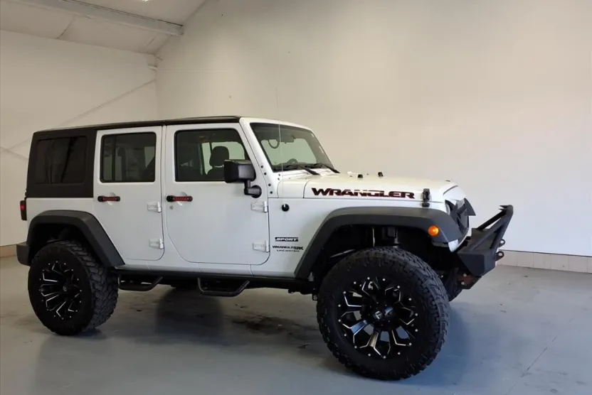 2018 Jeep Wrangler Unlimited Sport photo 1