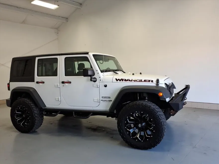 2018 Jeep Wrangler Unlimited Sport photo 1