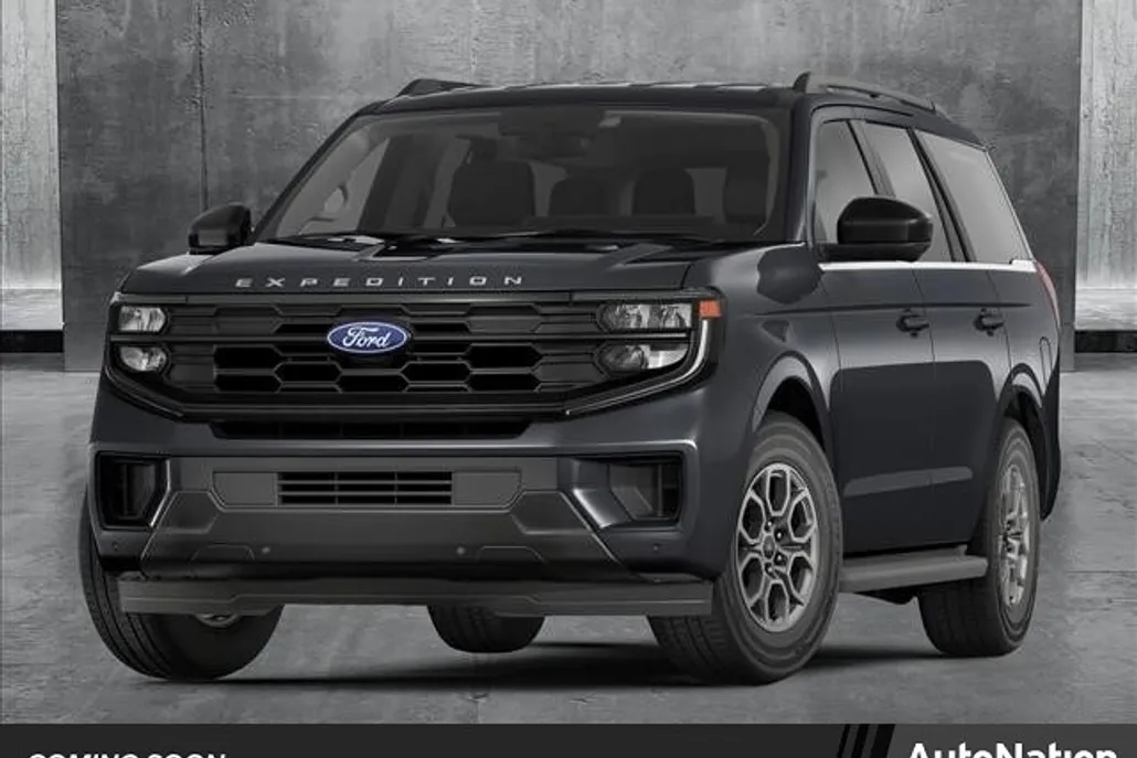2025 Ford Expedition photo 1