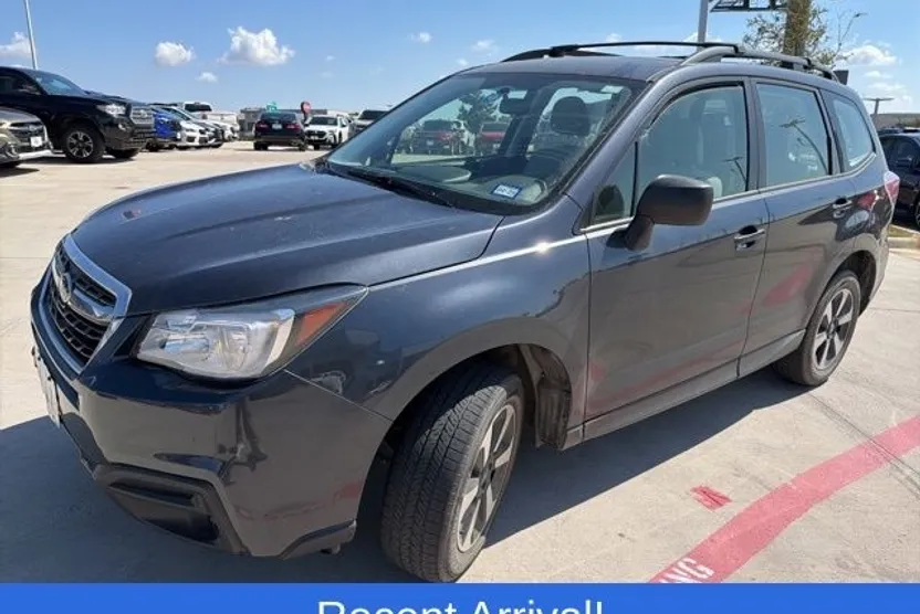 2018 Subaru Forester 2.5i photo 1