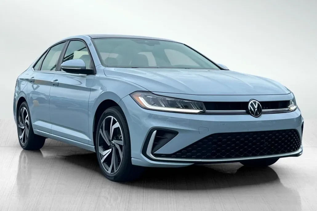 2025 Volkswagen Jetta 1.5T SEL photo 1
