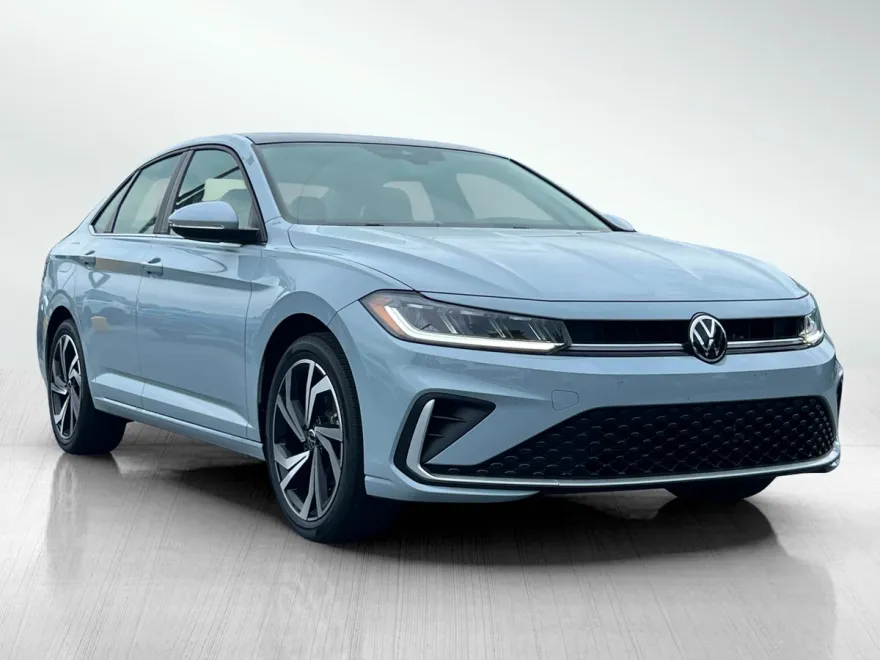 2025 Volkswagen Jetta 1.5T SEL photo 1