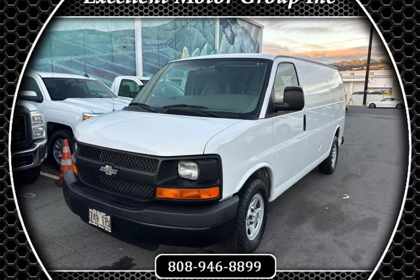 2004 Chevrolet Express Cargo Van 1500 photo 1