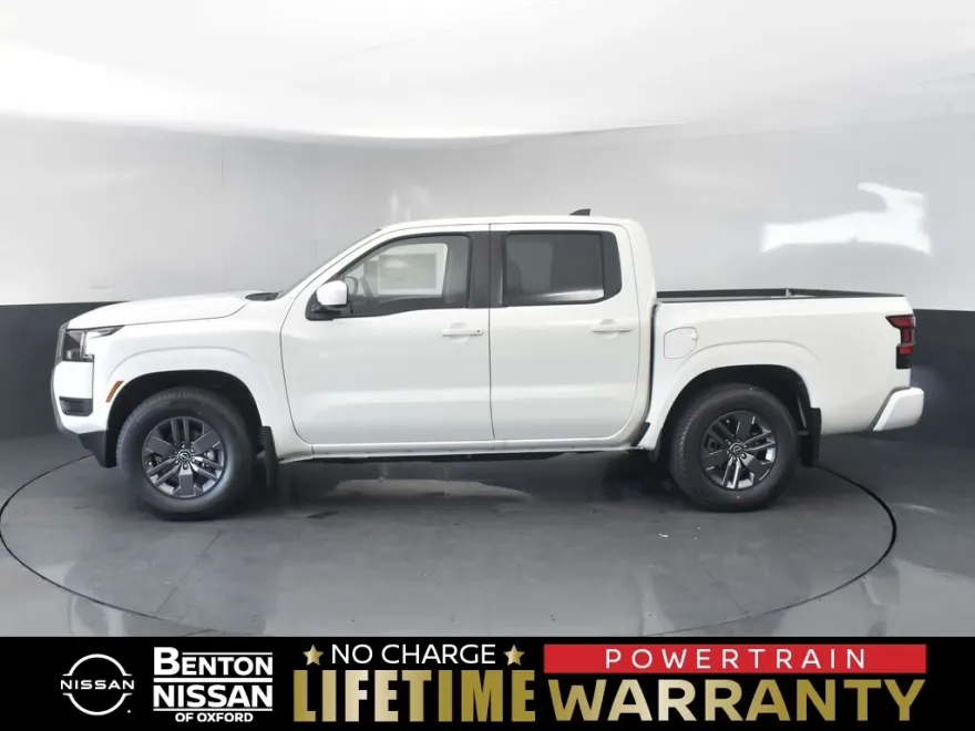 2025 Nissan Frontier SV photo 1