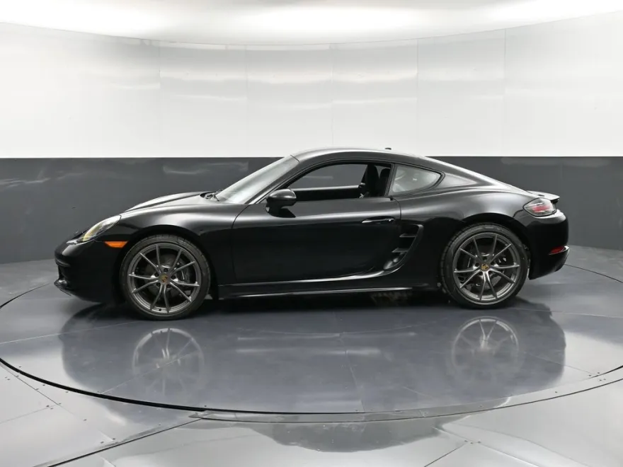 2025 Porsche Cayman photo 1