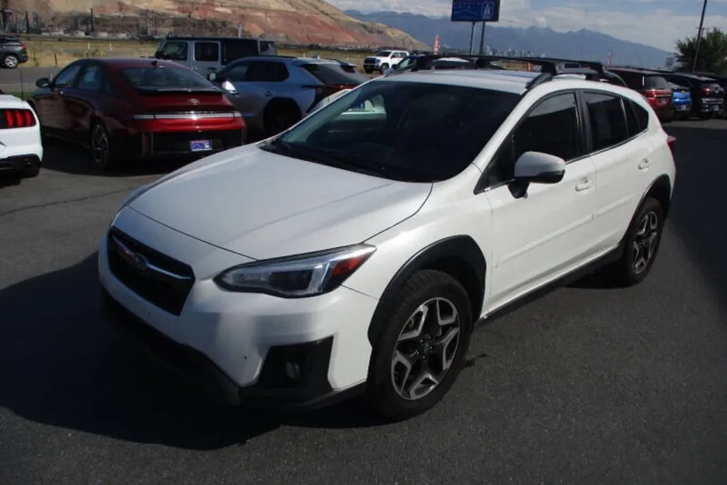 2020 Subaru Crosstrek Limited photo 1