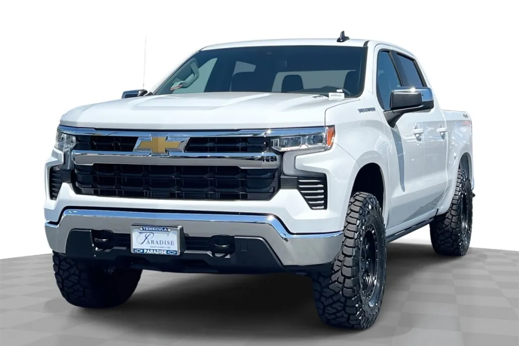 2026 Chevrolet Silverado 1500 LT photo 1