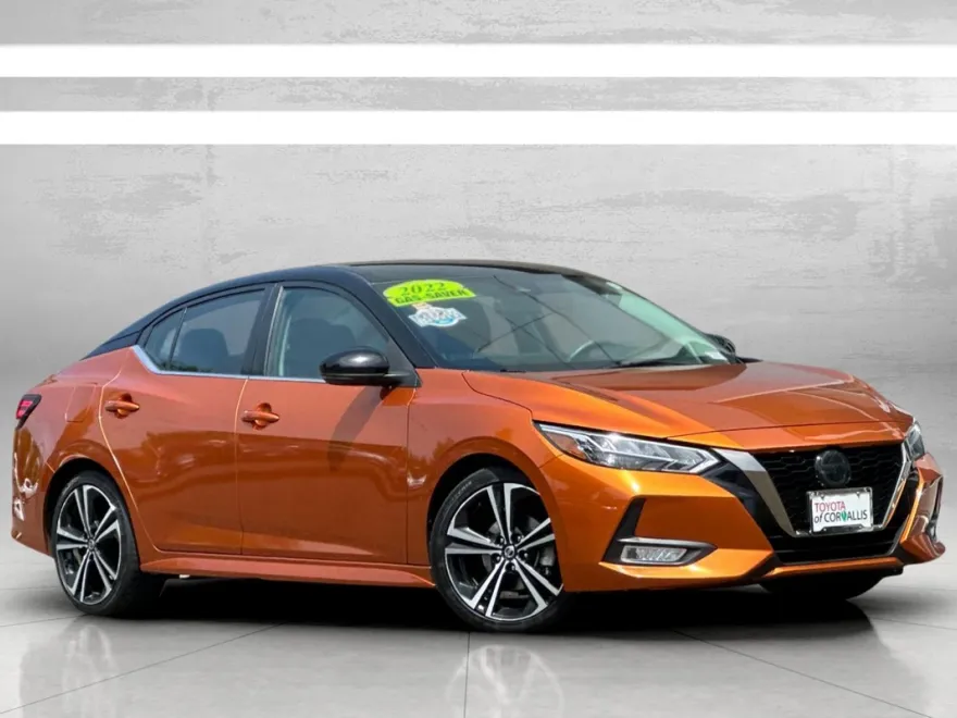 2022 Nissan Sentra SR photo 1