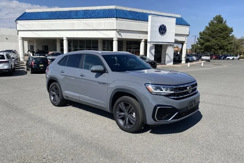2021 Volkswagen Atlas Cross Sport V6 SE Technology R-Line photo 1