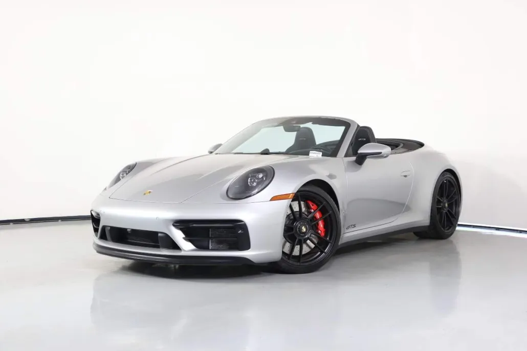 2022 Porsche 911 GTS photo 1