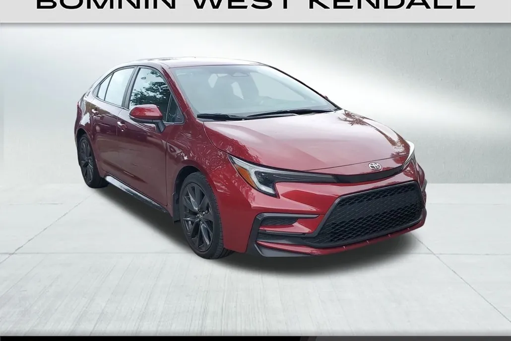 2023 Toyota Corolla SE photo 1