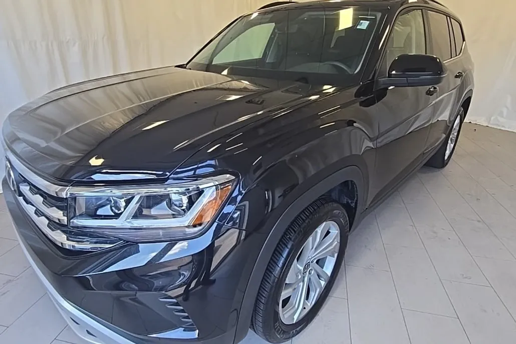 2022 Volkswagen Atlas V6 SE Technology photo 1