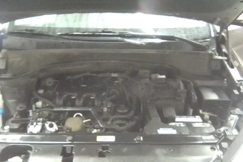 2014 Hyundai Santa Fe GLS photo 1