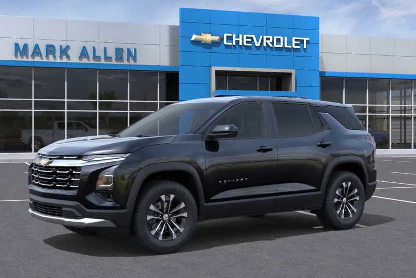 2026 Chevrolet Equinox LT photo 1
