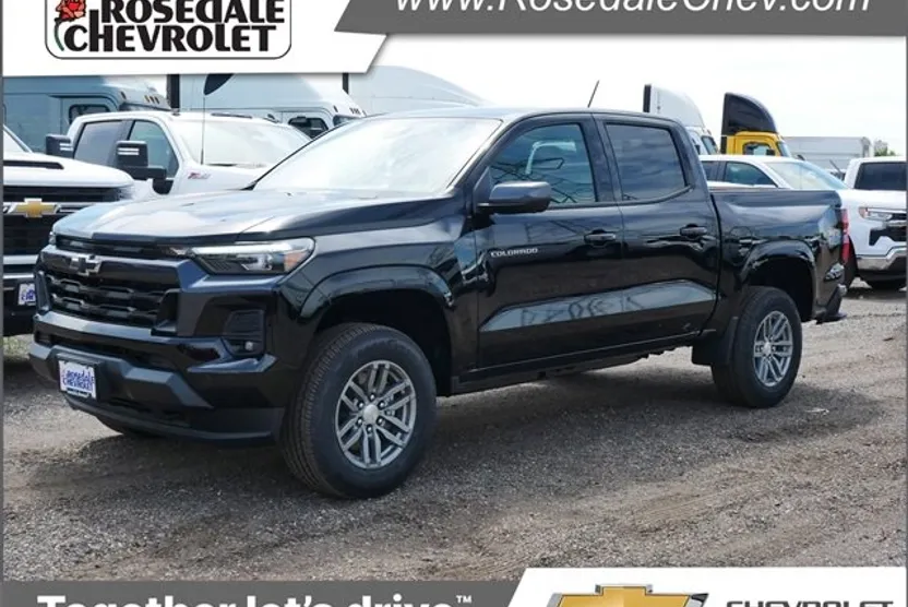 2025 Chevrolet Colorado LT photo 1