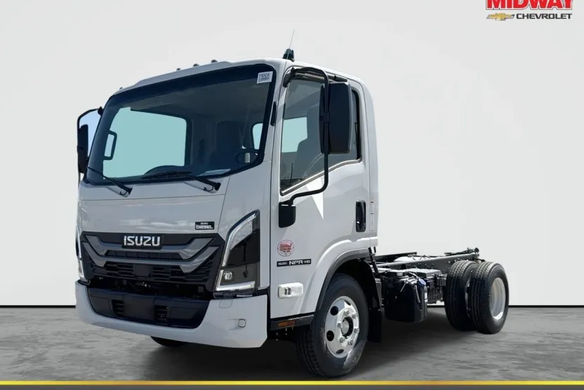 2025 Isuzu NPR photo 1