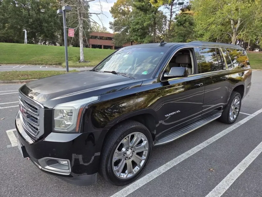 2016 Gmc Yukon XL SLT photo 1