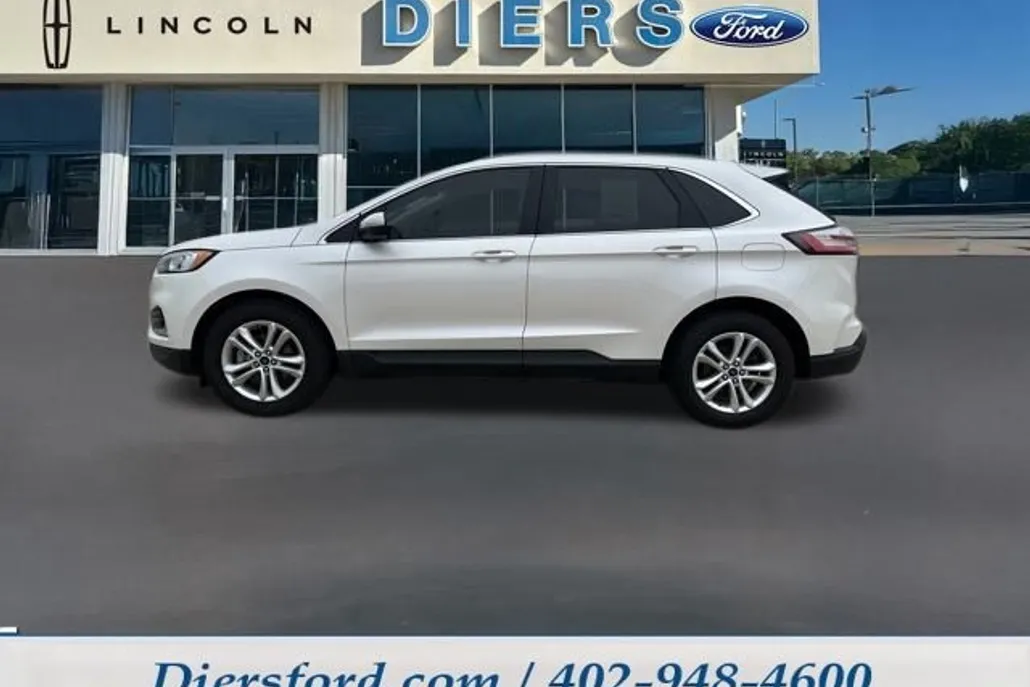 2019 Ford Edge SEL photo 1