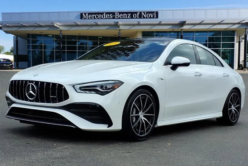 2025 Mercedes Benz CLA 35 AMG 4MATIC photo 1