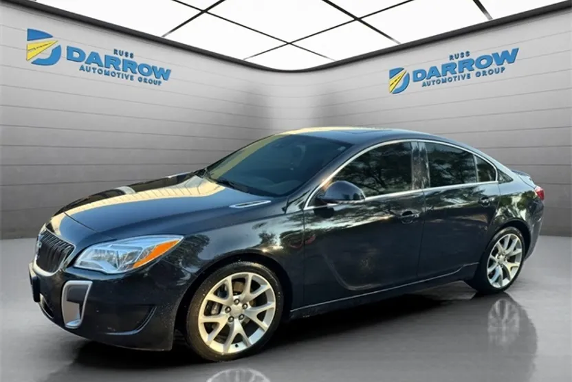 2017 Buick Regal GS photo 1