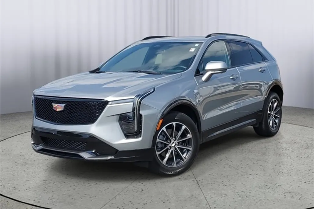 2025 Cadillac XT4 Sport photo 1