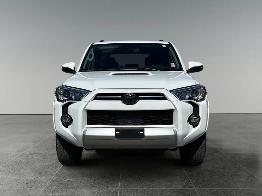 2023 Toyota 4Runner TRD Off-Road Premium photo 1