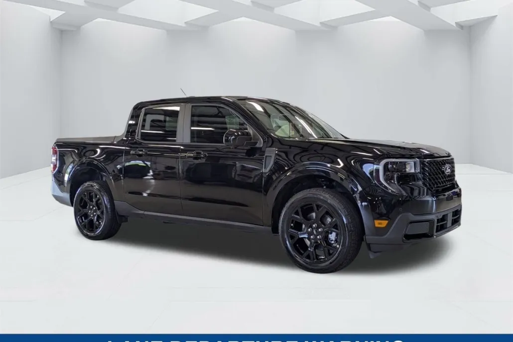 2025 Ford Maverick Lariat photo 1