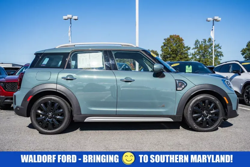 2023 Mini Countryman ALL4 S photo 1