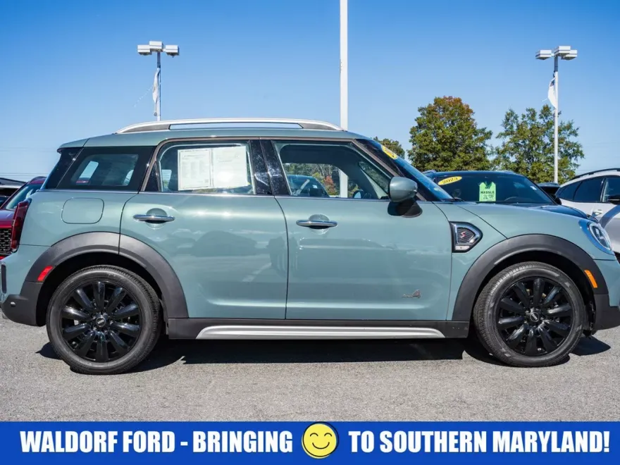 2023 Mini Countryman ALL4 S photo 1
