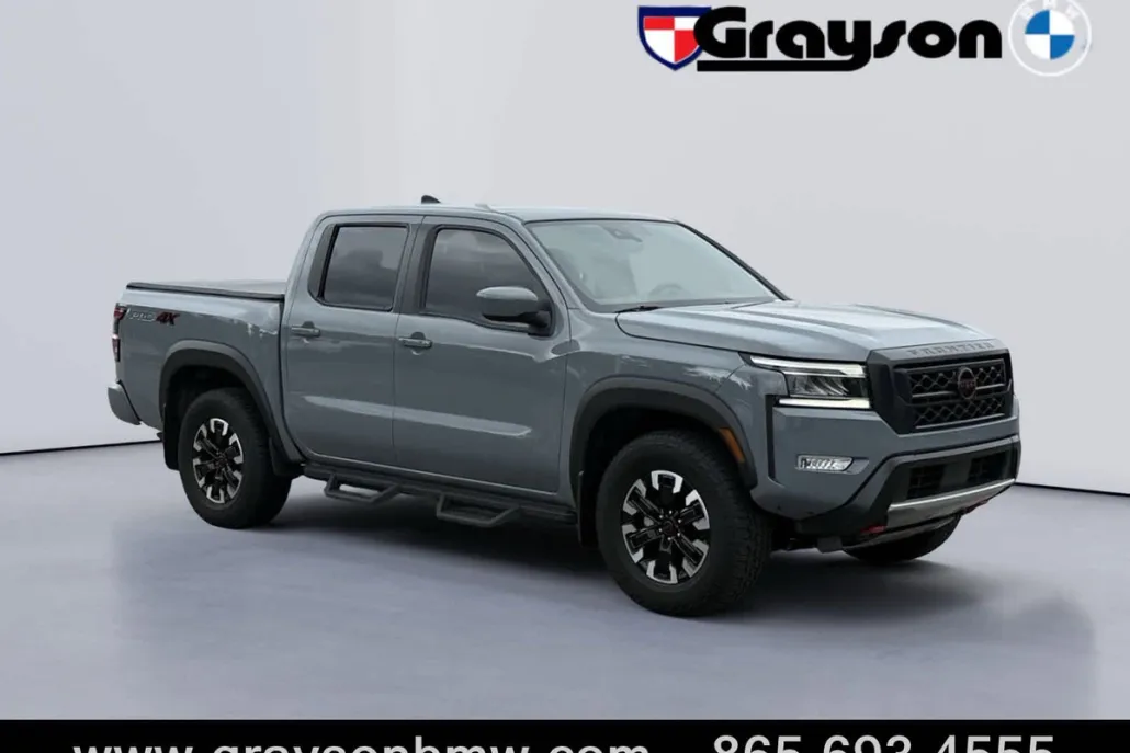 2024 Nissan Frontier PRO-4X Crew Cab photo 1