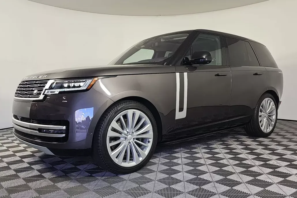 2023 Land Rover Range Rover First Edition photo 1