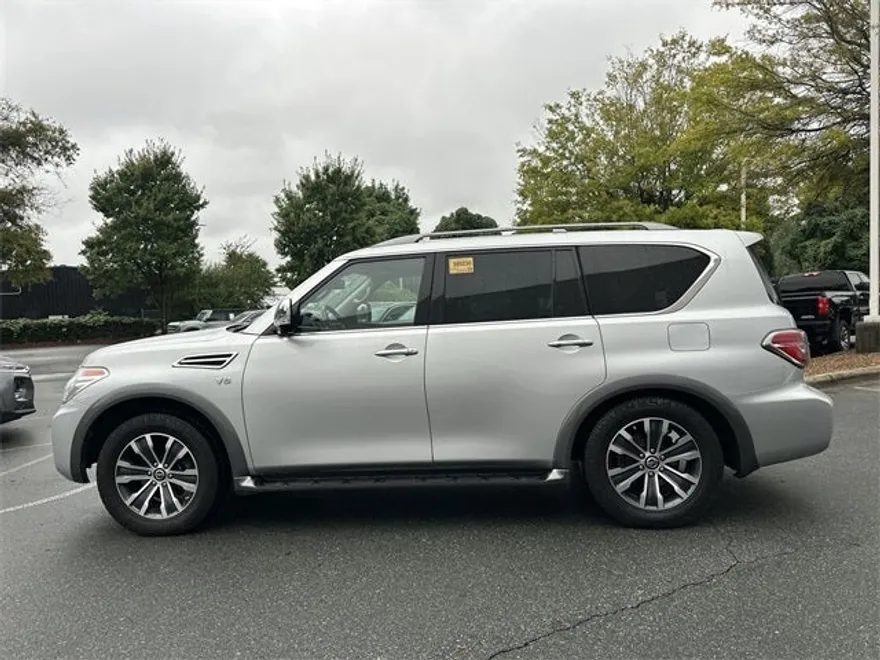 2020 Nissan Armada SL photo 1