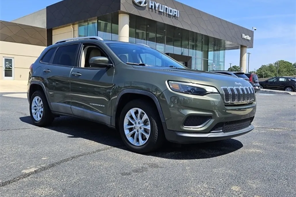 2020 Jeep Cherokee Latitude photo 1