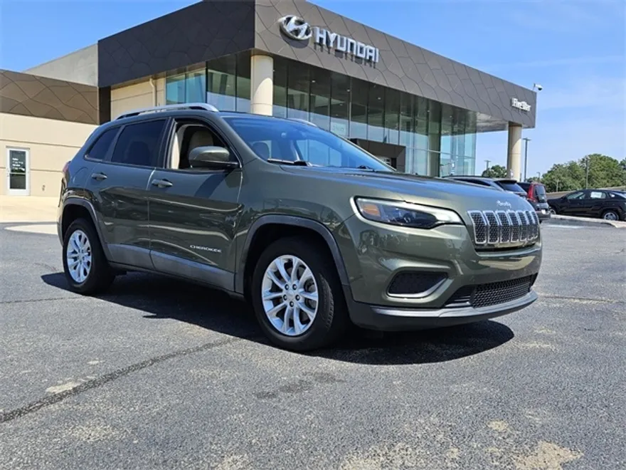 2020 Jeep Cherokee Latitude photo 1