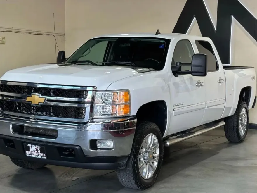 2014 Chevrolet Silverado 2500HD LT photo 1