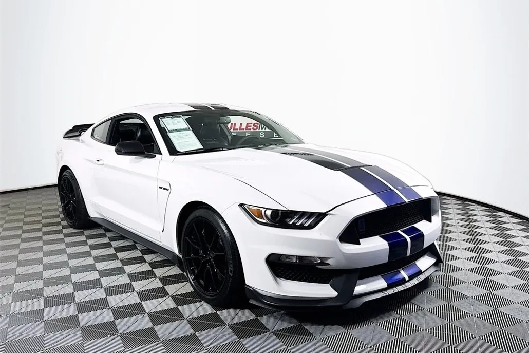 2020 Ford Mustang Shelby GT350 photo 1