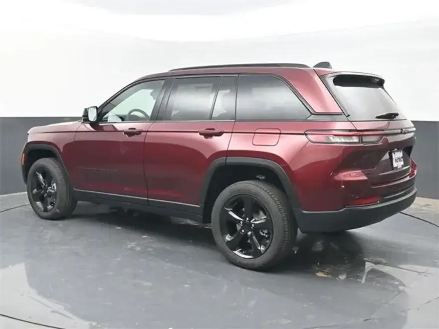 2025 Jeep Grand Cherokee Altitude X photo 1